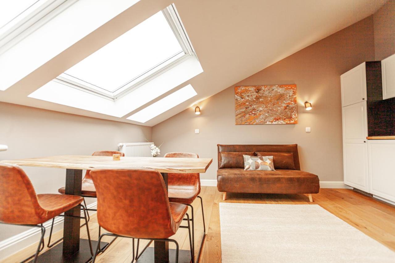 Luxury Suites Palace By Rikas Hotels Anversa Esterno foto