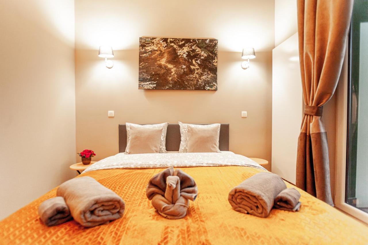 Luxury Suites Palace By Rikas Hotels Anversa Esterno foto