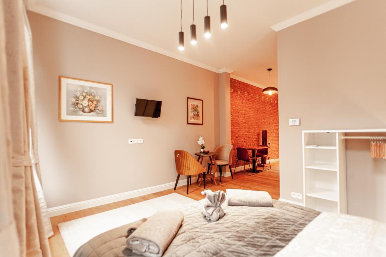 Luxury Suites Palace By Rikas Hotels Anversa Esterno foto
