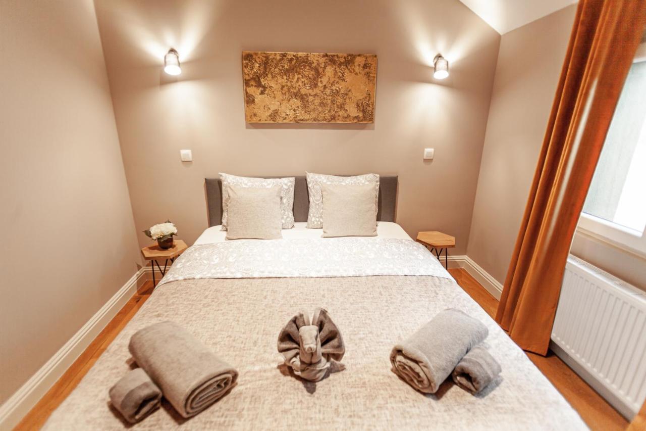 Luxury Suites Palace By Rikas Hotels Anversa Esterno foto